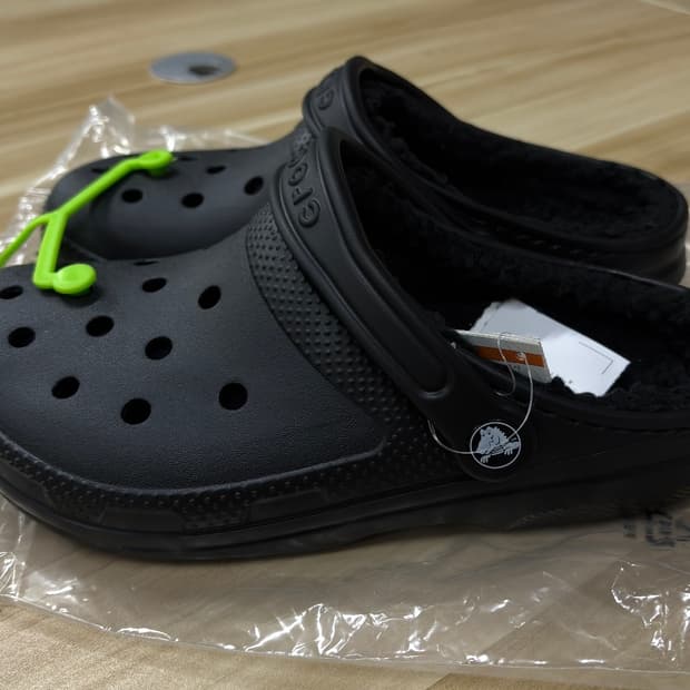 매장정품)) 클래식클로그 블랙 10001-001 / 남녀공용