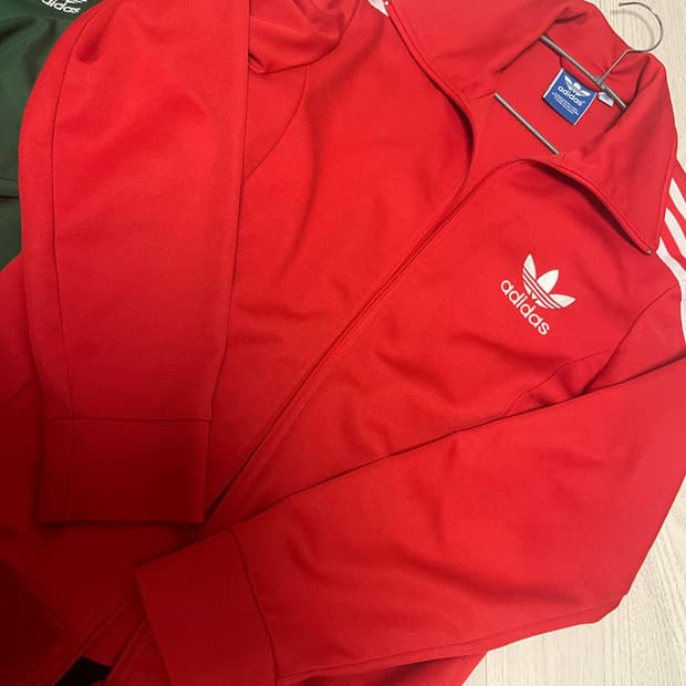 아디다스 레드져지