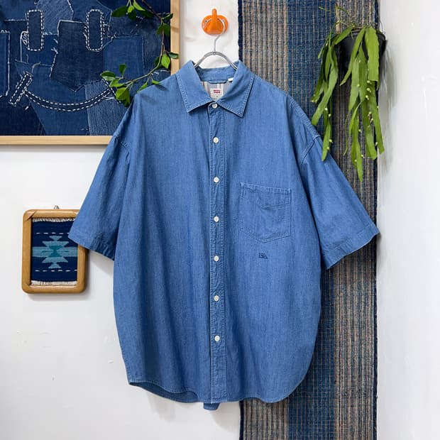 LEVI’S OVER SIZED  Oversized Light Denim