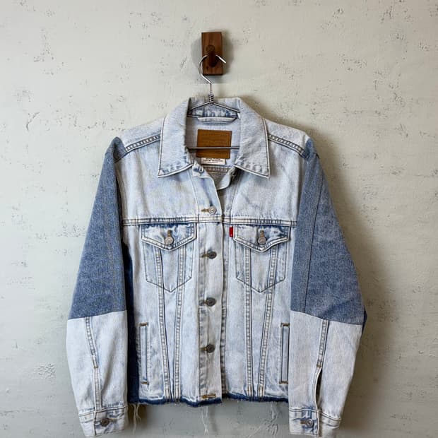 리바이스 프리미엄 리워크 크롭 데님 자켓