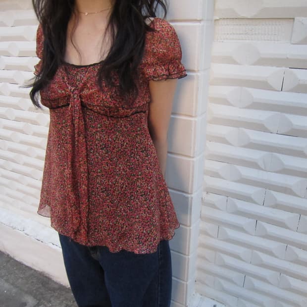 빈티지 플라워 리본 타이 블라우스