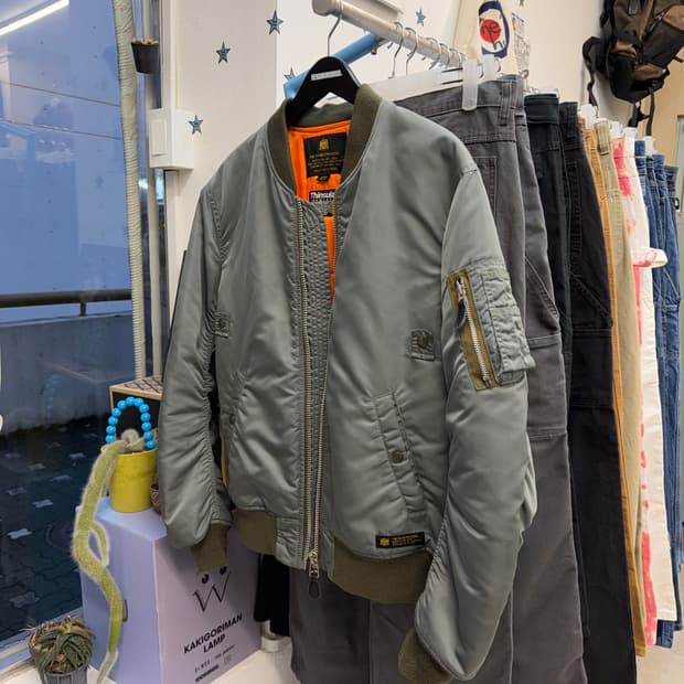 16 NEIGHBORHOOD ma-1