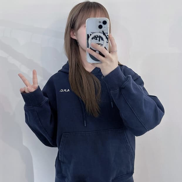 아페쎄 네이비 스몰로고 후드