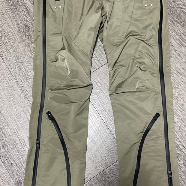 파프롬왓 파아카이브 나일론 커브 팬츠