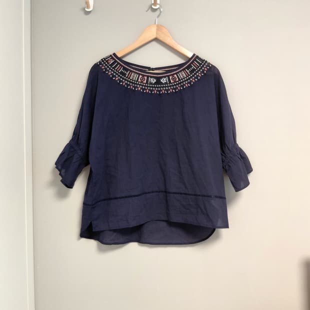 에스닉패턴 블라우스