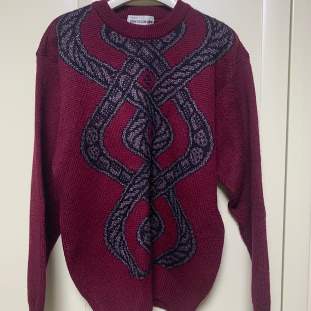 입생로랑 니트 남녀공용 새것컨디션