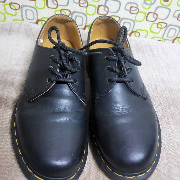 닥터마틴1461 모델 3홀 260사이즈 