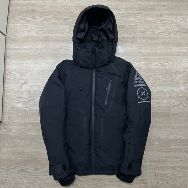 리복 로고 덕다운 후드 패딩 점퍼 [블랙] S/90