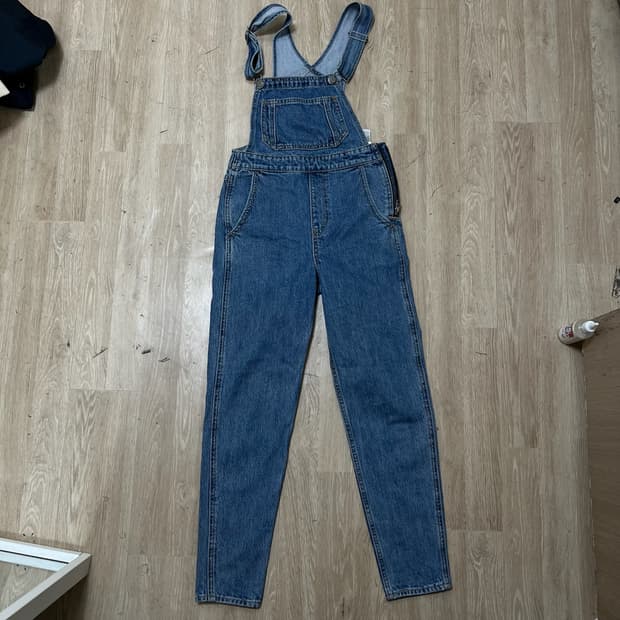 리바이스 여성 프리미엄 데님 오버롤 멜빵바지 W24