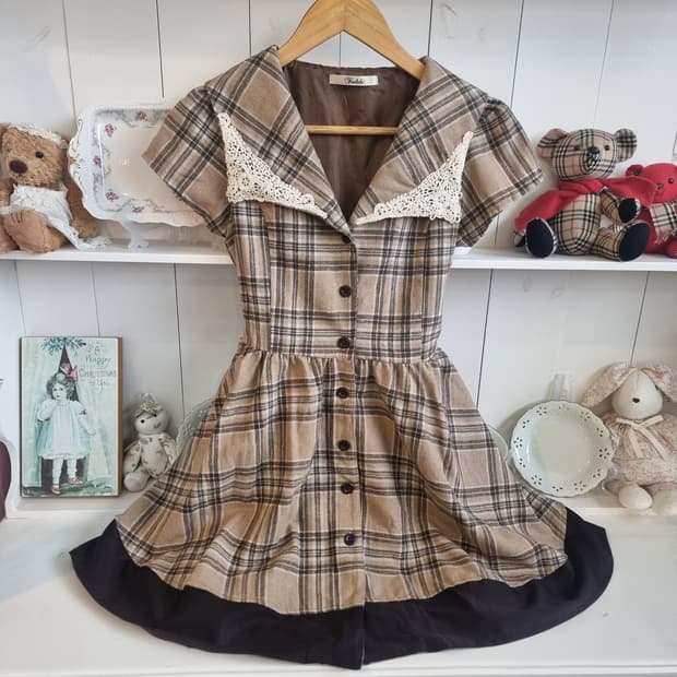 Tralala(트랄라라) 빈티지 체크 레이스카라 플레어 원피스