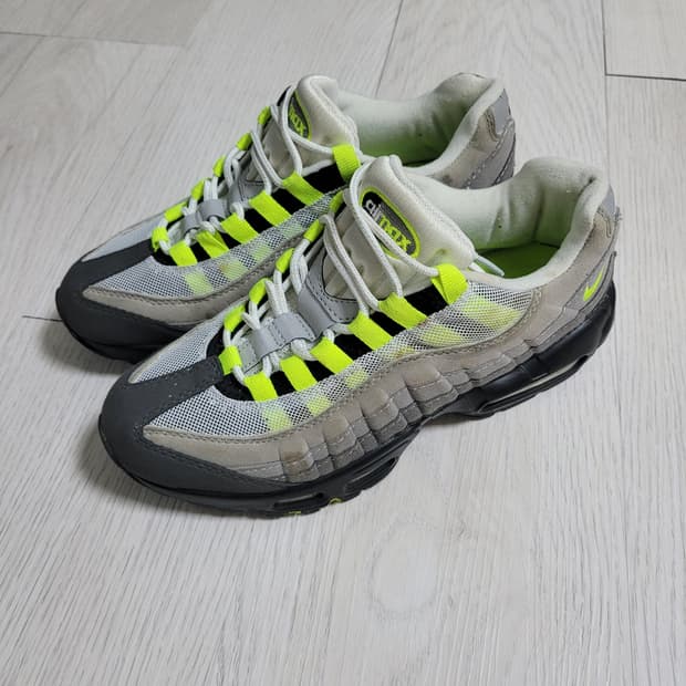 나이키 에어맥스95 OG 네온 255