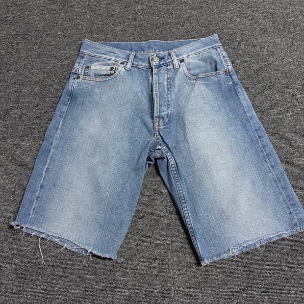Y-3 요지 야마모토 스티치 로고 데님 하프 팬츠