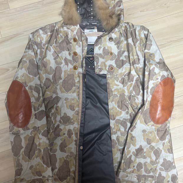 비즈빔 visvim 고어텍스 바람막이 m