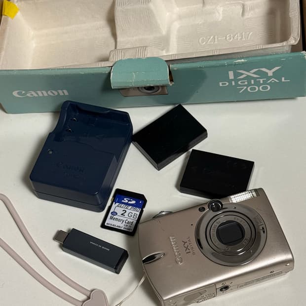 캐논 익서스750 ixus750 아일릿 원희 디카 카메라 ixy700