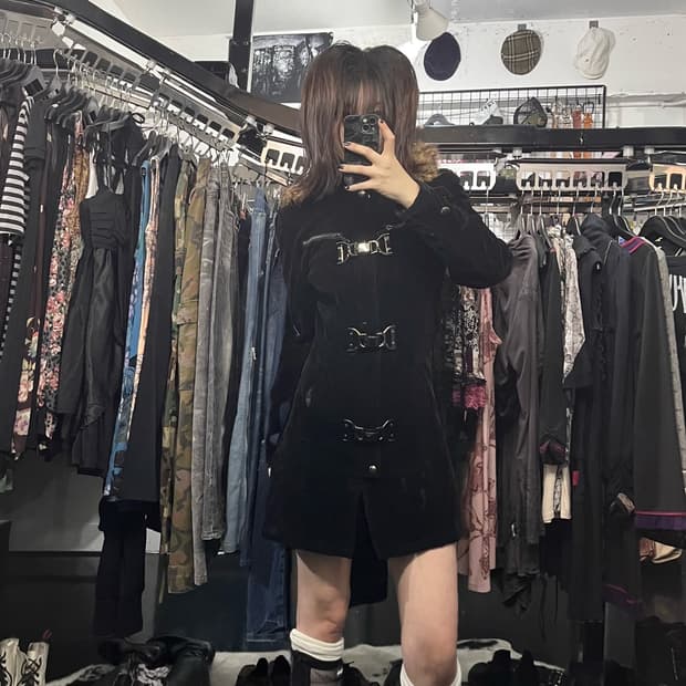 인더아틱 퍼 후드 버클 미디 자켓