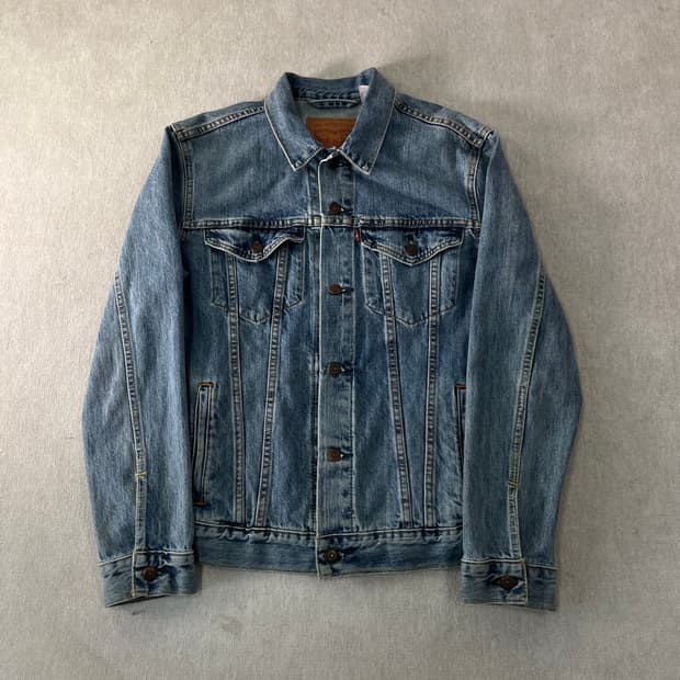 100 리바이스 투포켓 연청 데님 자켓