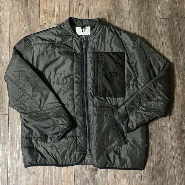 이스트쿤스트 경량패딩