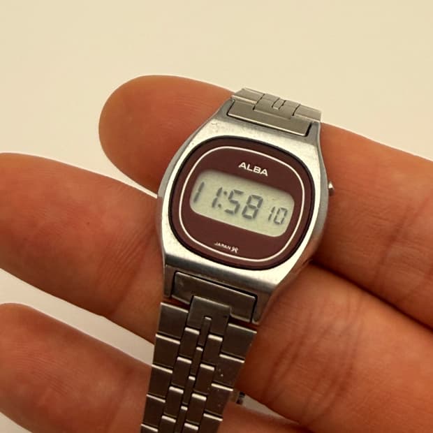 SEIKO ALBA 80s 빈티지 메탈 시계 (여성용)