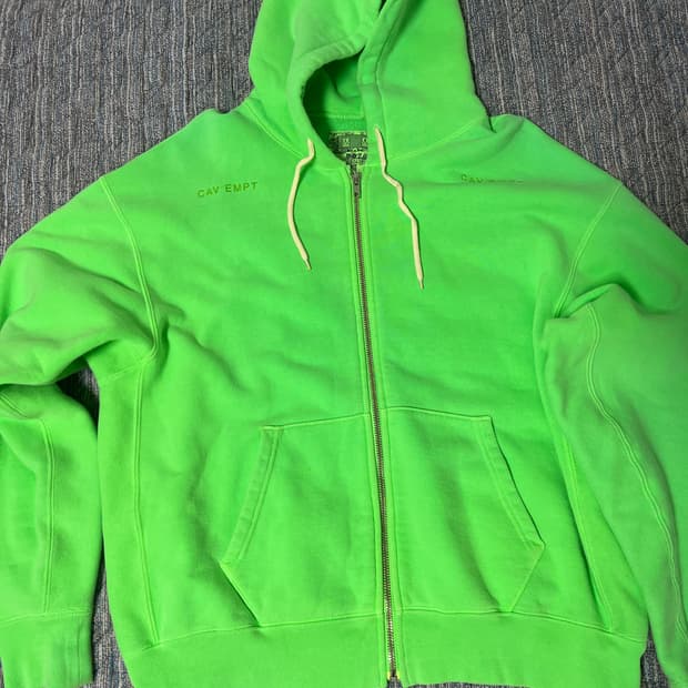 카브엠트 후드집업