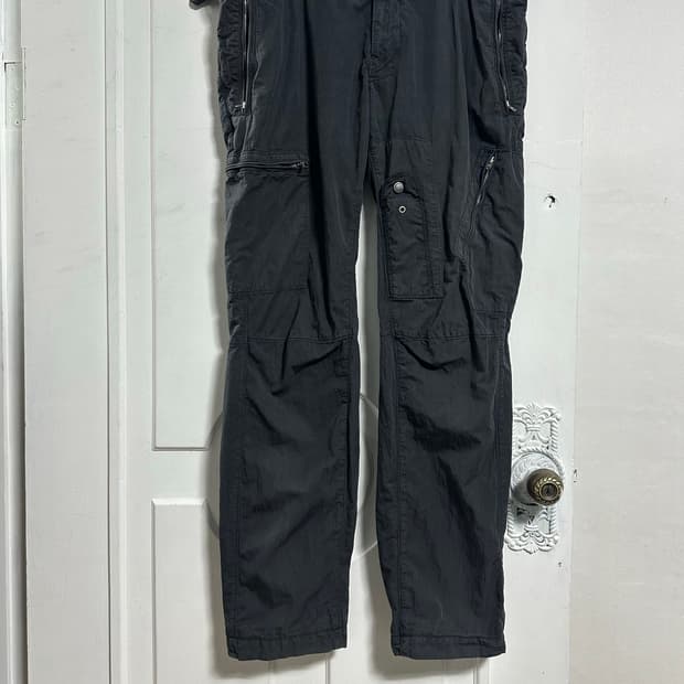CP컴퍼니 파라슈트 팬츠