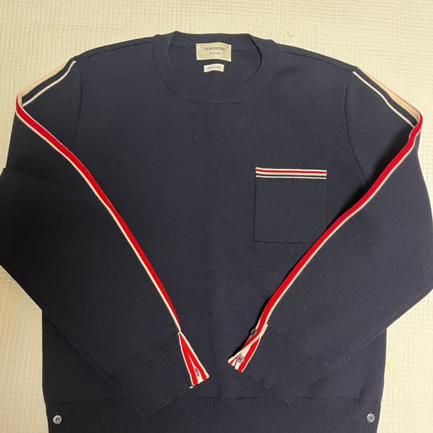정품 톰브라운 니트 4사이즈