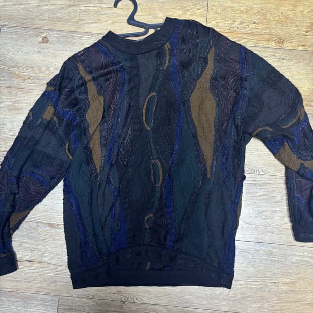 쿠지 멀티배색 빈티지 니트