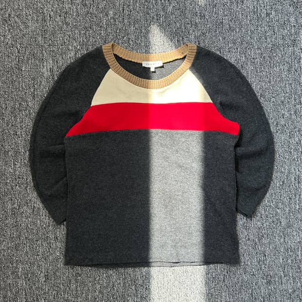 산드로 컬러블록 래글런 니트 스웨터