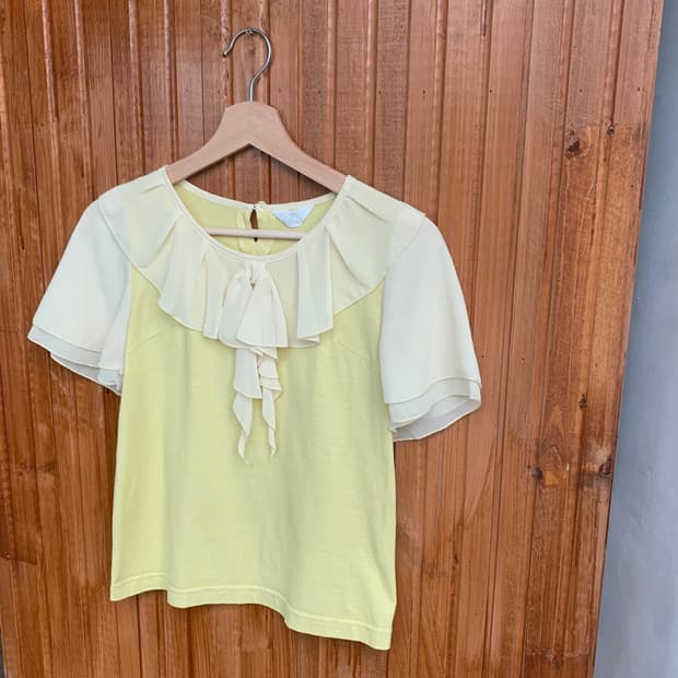 Ruffle Ribbon Short Sleeve