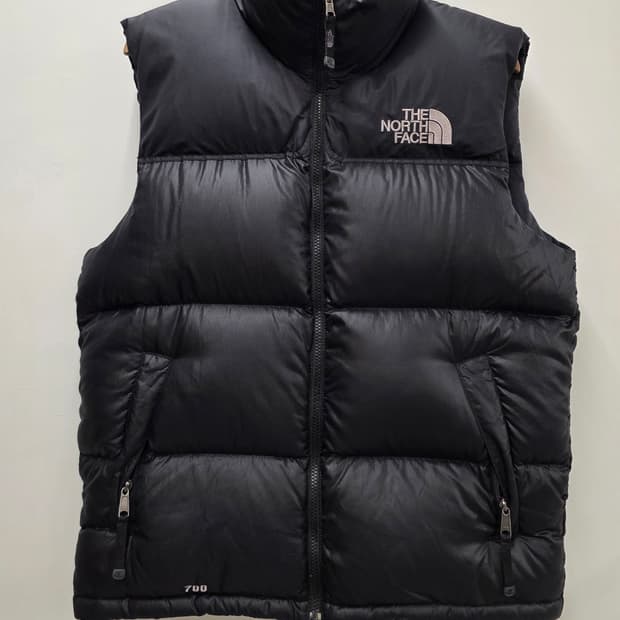 노스페이스700 눕시 블랙 구스다운 패딩조끼.   싸이즈 95