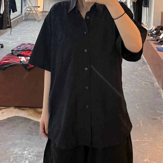 발렌시아가 블랙 패턴 반팔셔츠 H3082