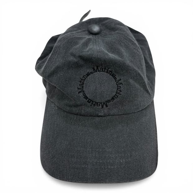 F) 마뗑킴 마카롱 로고 워시드 볼캡 차콜