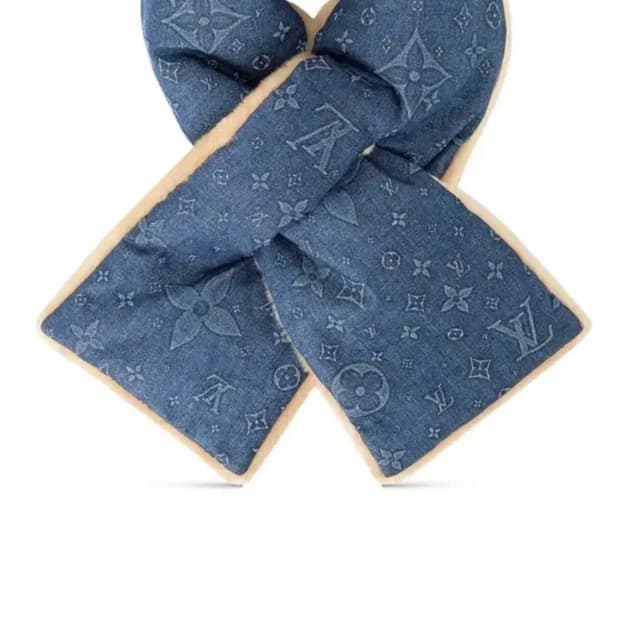 루이비통 모노그램 컨스텔레이션 스카프 목도리