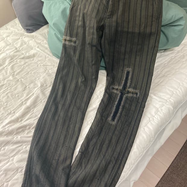 꼼데가르송 셔츠 데미지드 슬랙스