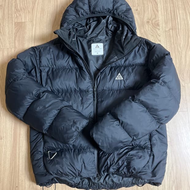 나이키ACG 루나레이크 패딩