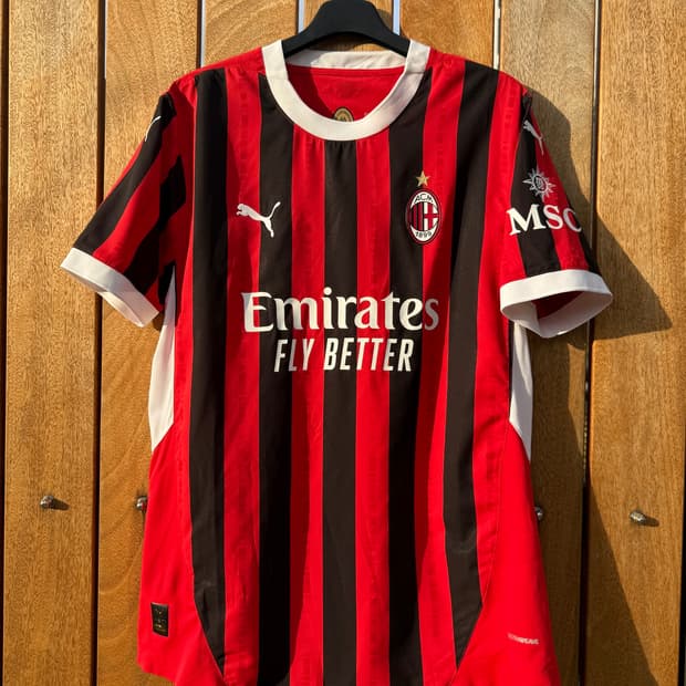 Puma 24-25 AcMilan Home Jersey 에이씨밀란 유니폼