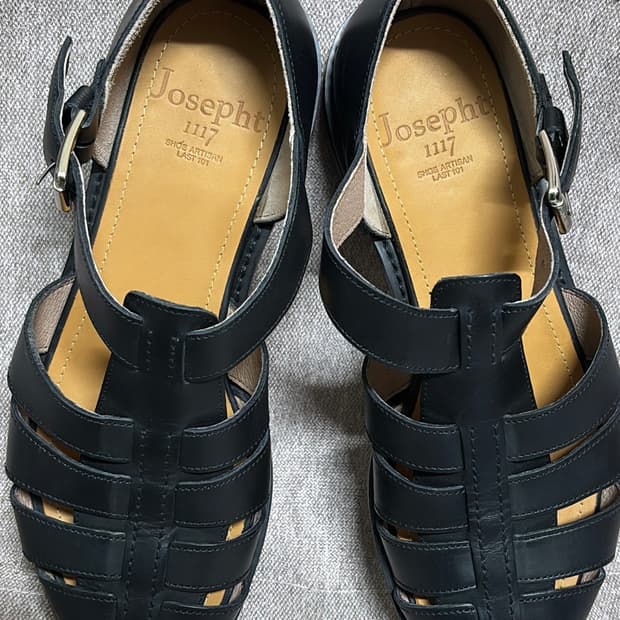 조셉트 가죽 샌들 255