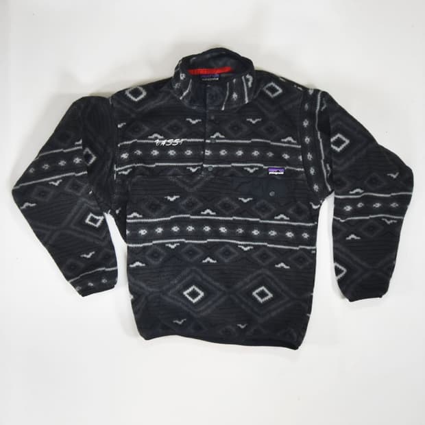 12FW 파타고니아 신칠라 스냅-T 플리스 블랙/그레이 에스닉 패턴