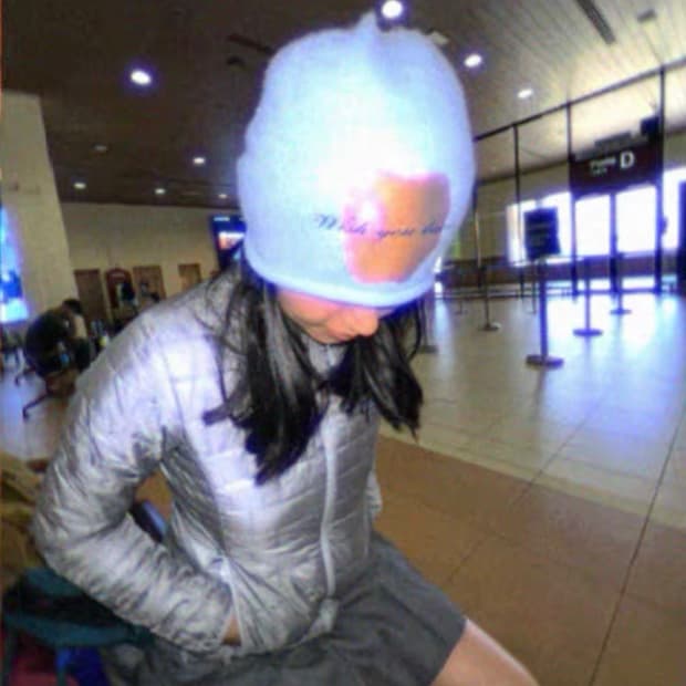 택포) apple printing baby blue beanie