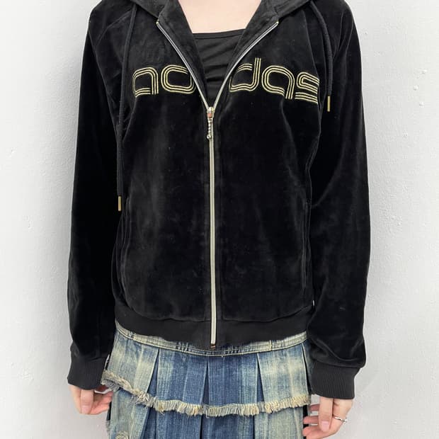 아디다스 벨벳 로고 후드집업