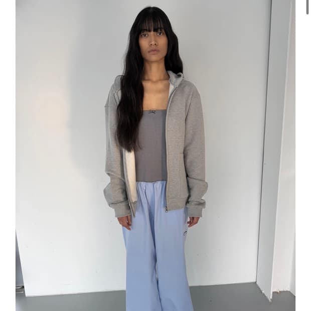 어텐즈 Soft cotton pants 하늘색상 구해요!!