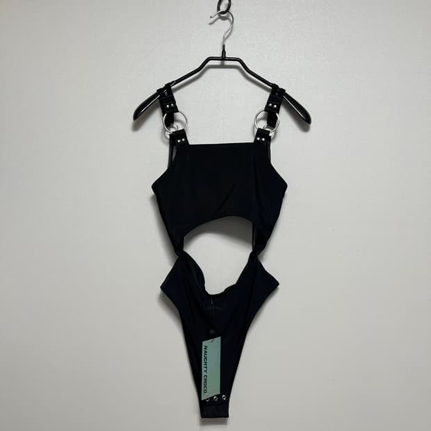 NAUGHTY CHOCO 시티 블랙 바디수트 S