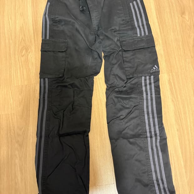 아디다스 카고팬츠