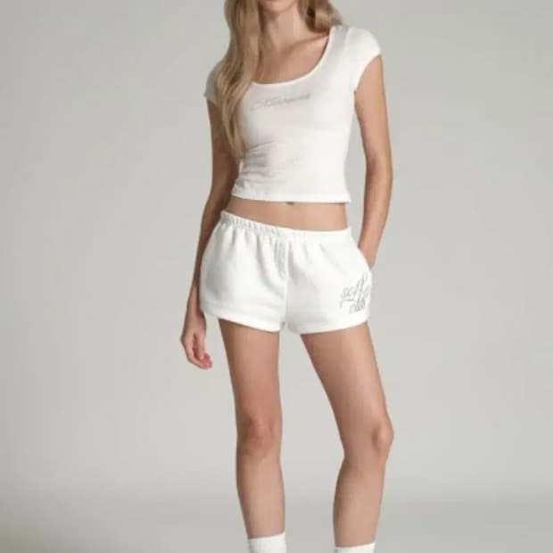 클리시어 에브리 모먼트 쇼츠 화이트