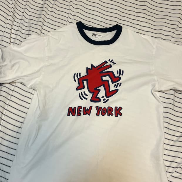 유니클로 키스해링 티셔츠 L