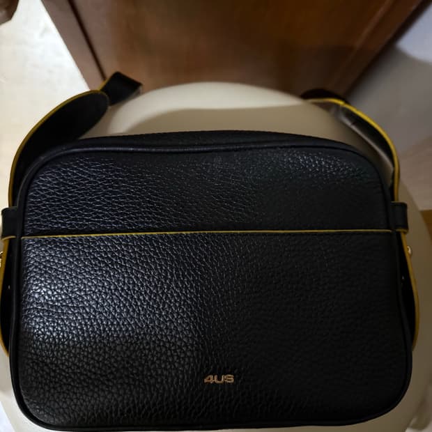 여성소가죽가방거의새거