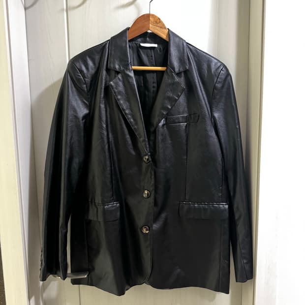 Isalis 레더 블레이저 블랙