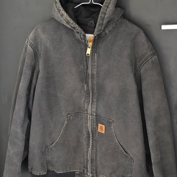 J130 BLK M