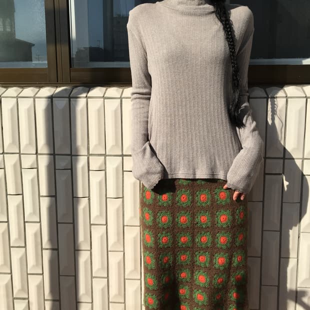 lace trimming ribbed sleeve