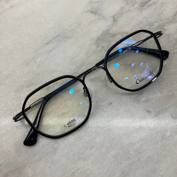 크루세이드 Crusade 올블랙 솔텍스 소프트 스퀘어 메탈테 안경