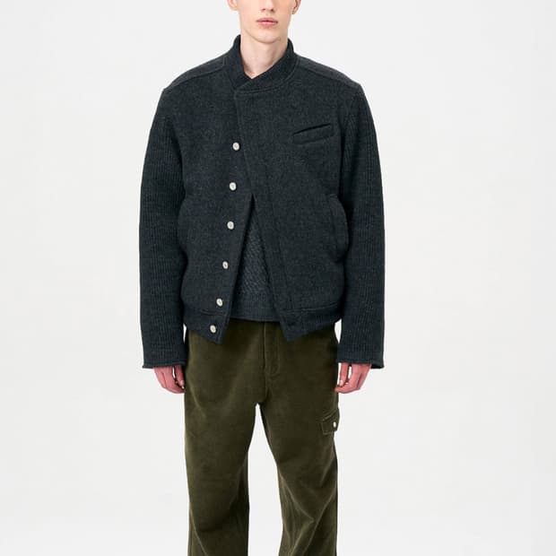 삽니다) 애니타임로릭 튤립 바시티 차콜 L,XL